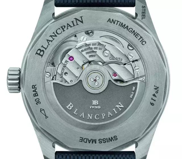 宝珀五十噚5200极光绿和绿水鬼,水鬼和五十噚哪个夜光效果好