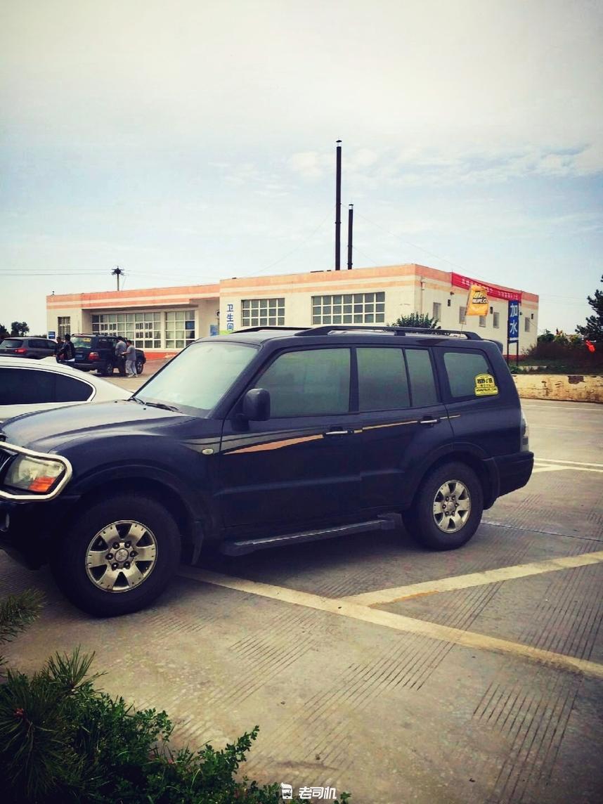 三菱帕杰罗和普拉多比试越野,三菱帕杰罗越野对比丰田霸道