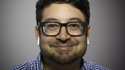 所有无线耳机的使用说明,盒装无线耳机如何使用