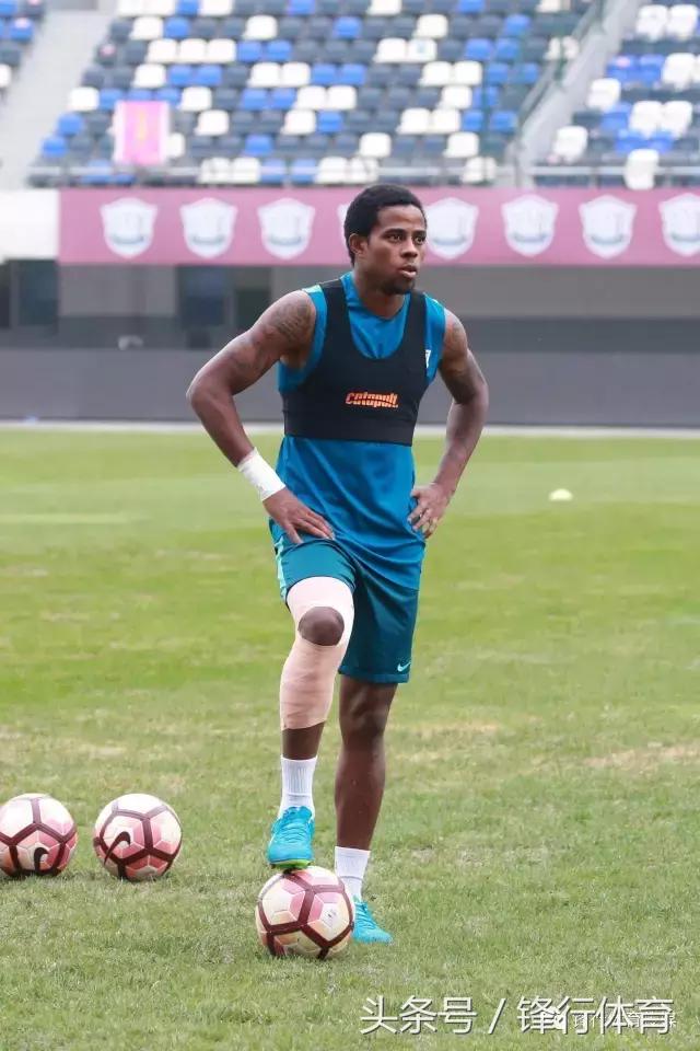 古特比视频集锦,古特比带领全队