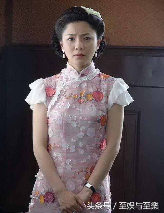 23岁成央视主播,23岁做婚礼主持人