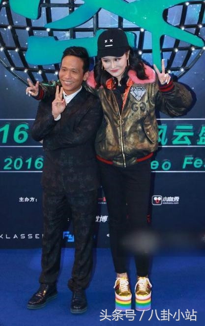 宋小宝带赵本山女儿出席活动,赵本山的女儿赵一涵和宋小宝