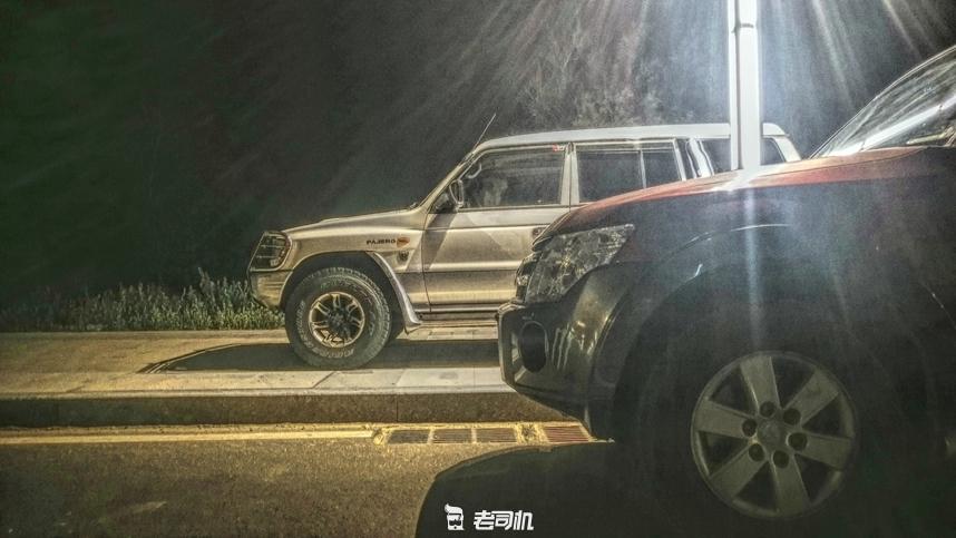 三菱帕杰罗和普拉多比试越野,三菱帕杰罗越野对比丰田霸道