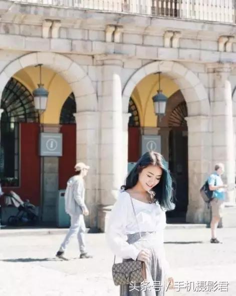 如何摆pose拍照才好看,拍照怎么摆pose最经典