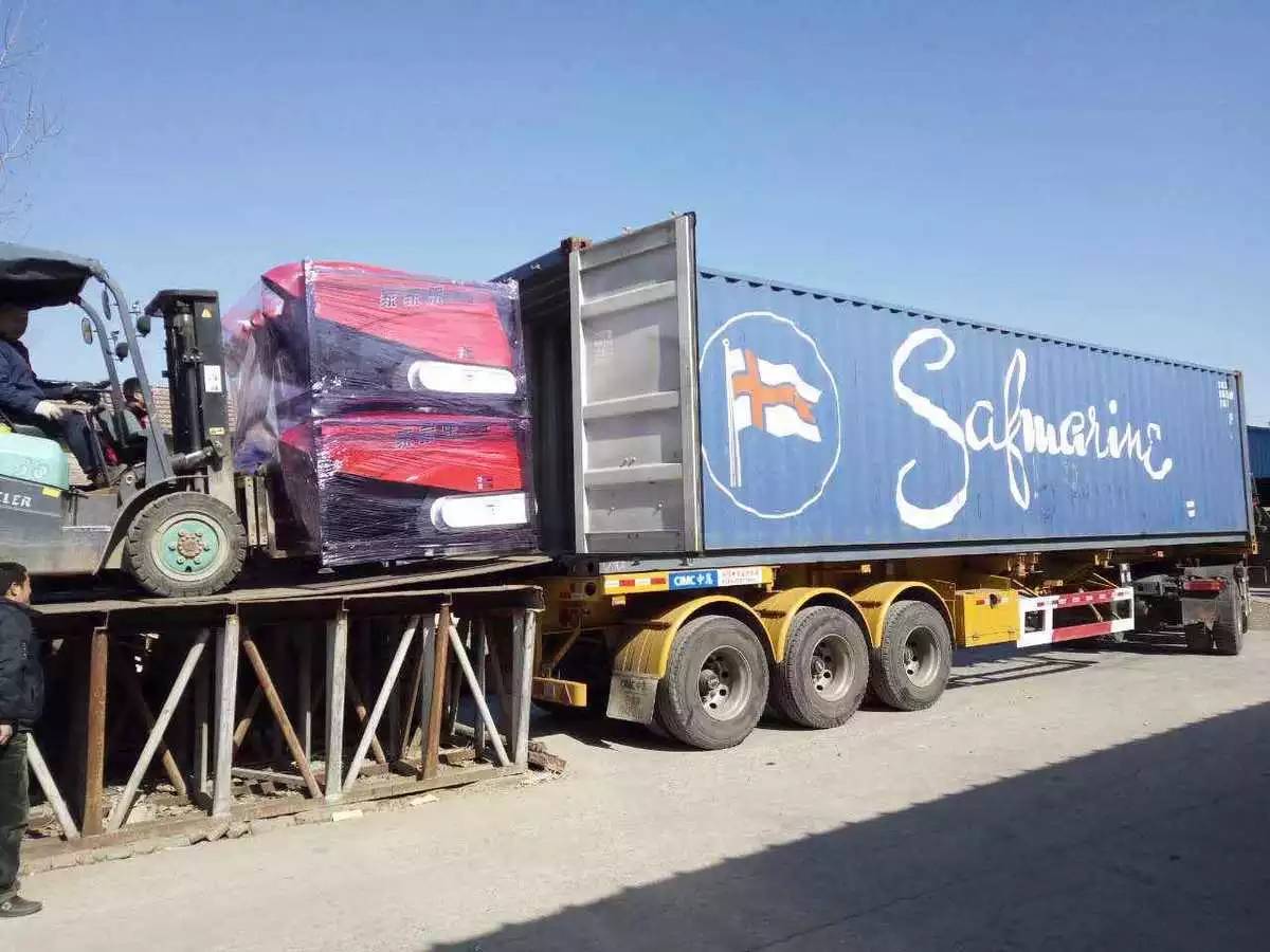 家家乐杂粮割台pk黄金谷割台,家家乐玉米收割机割台多少钱一个