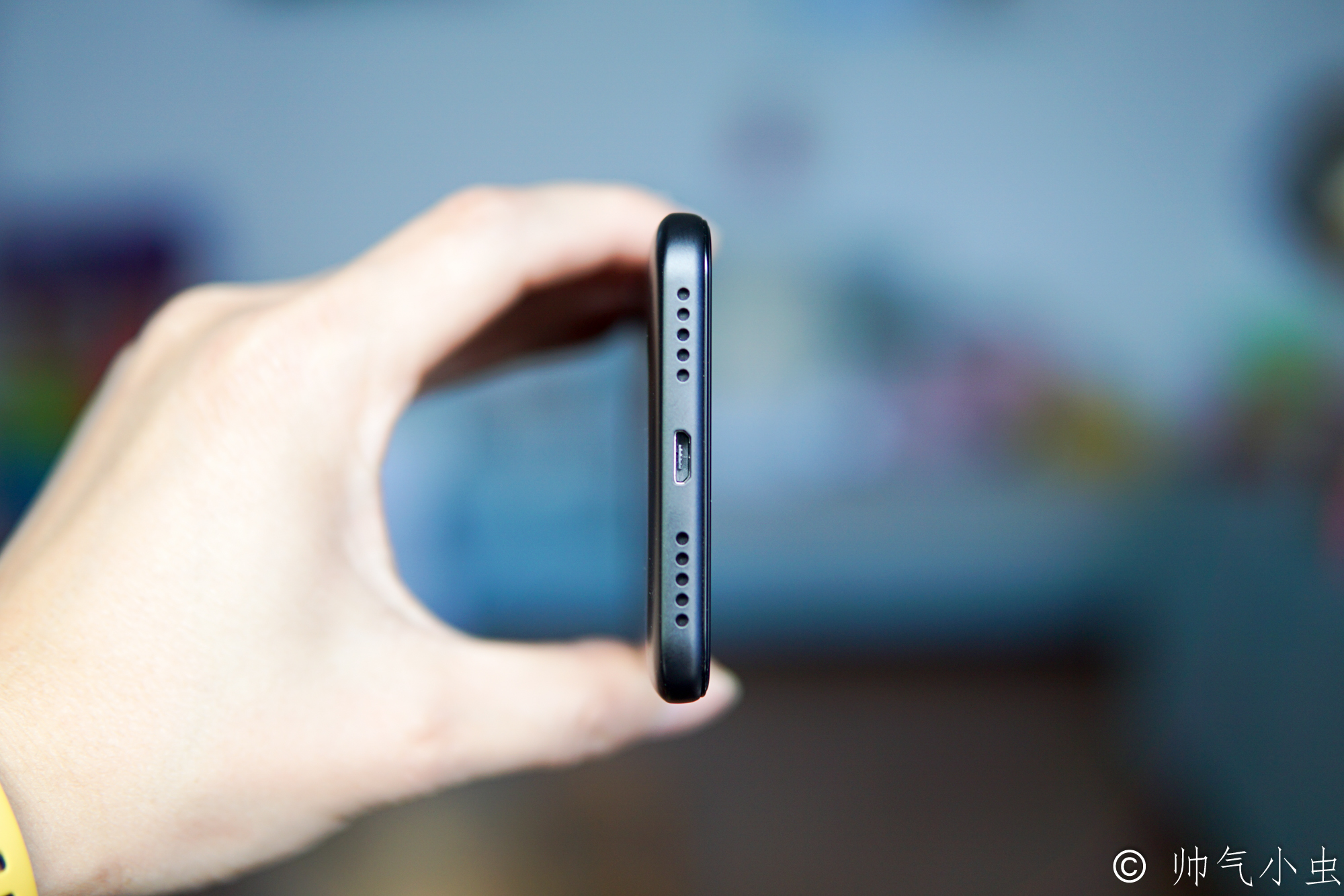 “最为便宜”的4+64GB手机？超值小米手机，降价150，售价不足千元