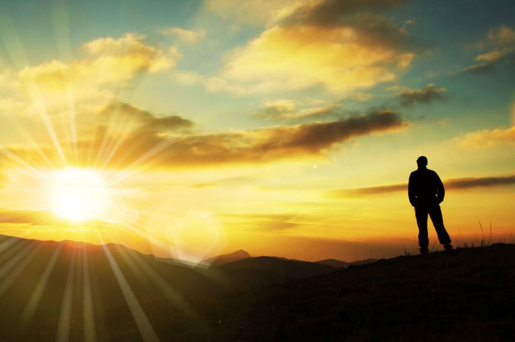 陈嘉庚替父还债的故事,吴奇隆替父还债的故事