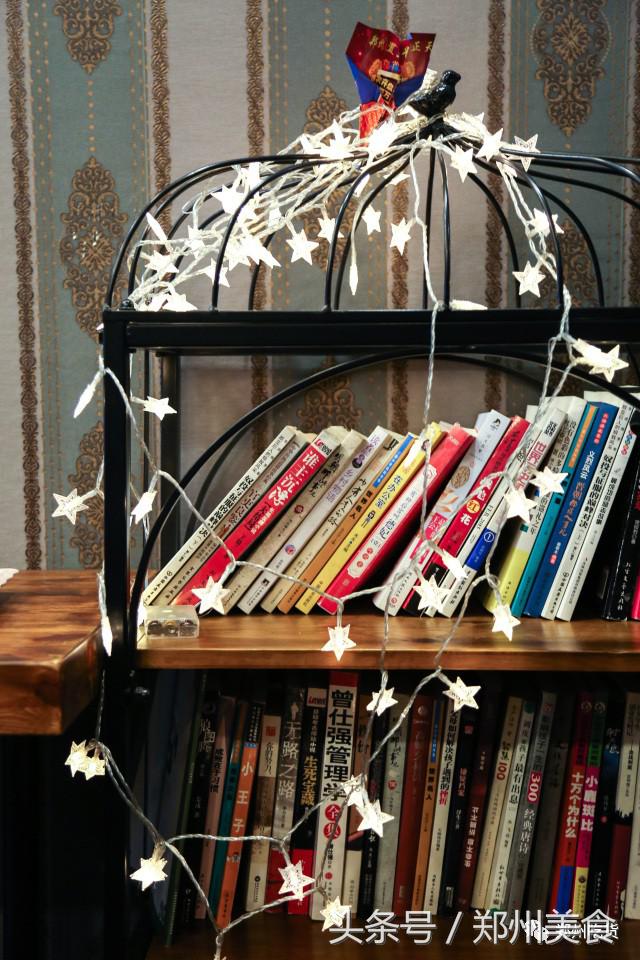 郑州东区萌猫主题披萨小店，铲屎官快来这吸猫了！