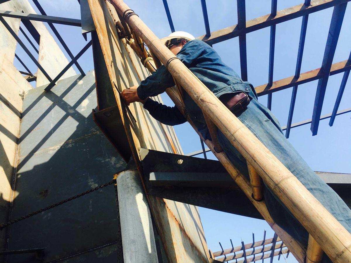 一艘渔船是怎样建导致的？这群北海匠人用一辈子来告诉你答案