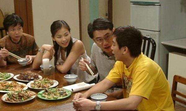 看电视时，你曾经被什么食物深深击中过？