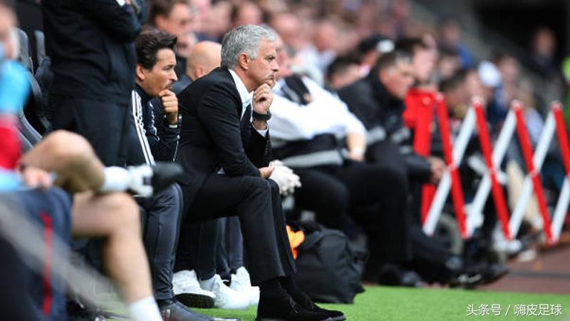 曼联穆里尼奥三冠,曼联三比一逆转巴黎