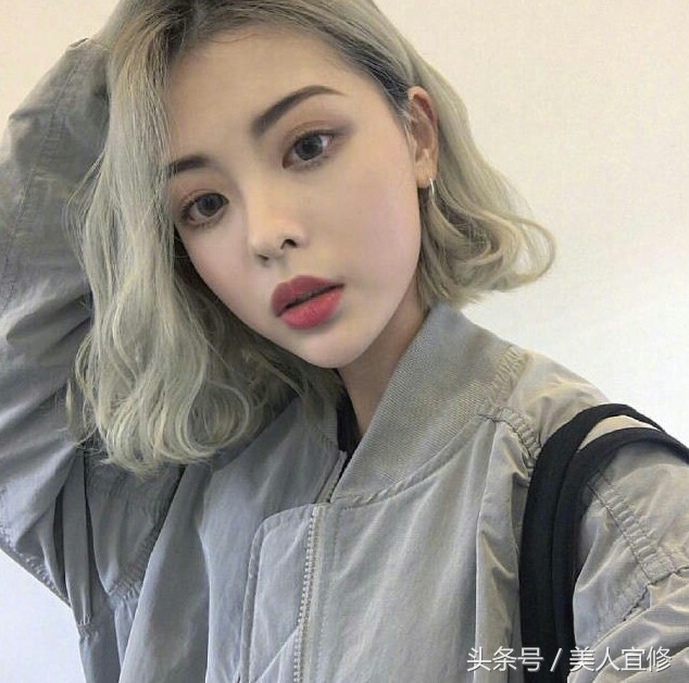 隐形烫全烫卷发发型图片,烟花烫卷发男生发型