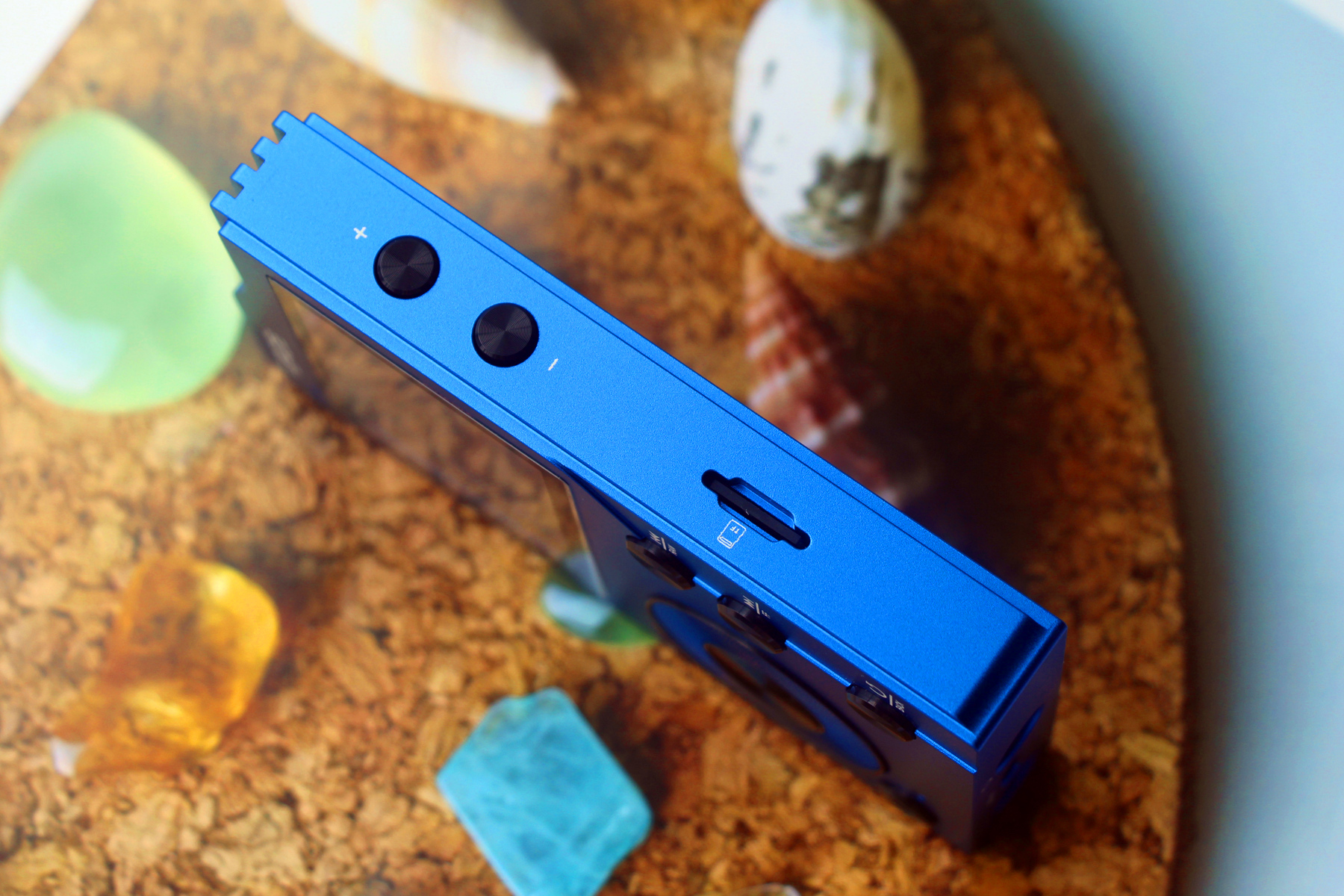 爱国者erosq和爱国者erosk哪个好,爱国者erosk无损音乐播放器