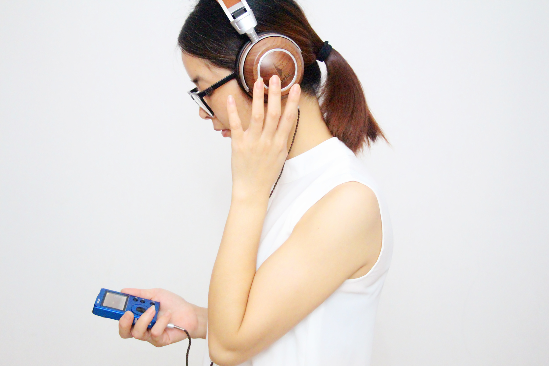 爱国者erosq和爱国者erosk哪个好,爱国者erosk无损音乐播放器