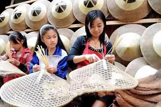 太精辟！一句话形容贵州88区县，看到自己的家乡笑死了！哈哈哈