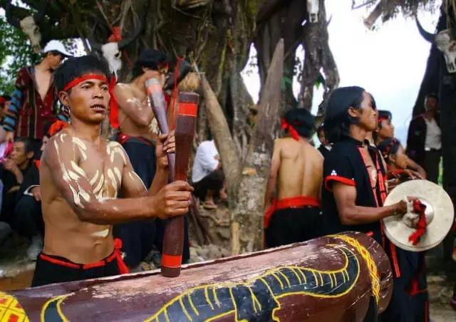 我们是“黑人”，也是中国人！秘境临沧的沧源佤族