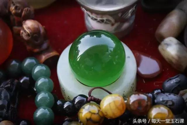 慈禧头上四颗夜明珠,慈禧口中的夜明珠去哪里了