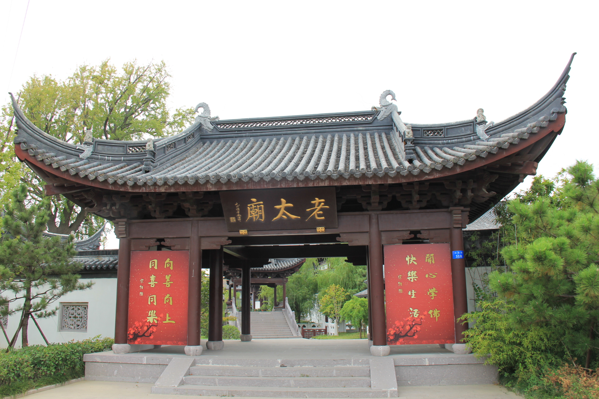 太湖七都美味鱼蟹现捕现吃，还能看鸬鹚，就这么傲娇｜内附视频