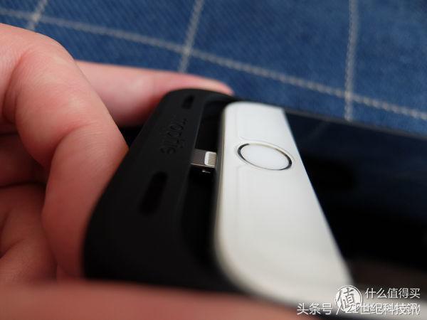 再也不想携带移动电源，又想iPhone电力满满？你可以这样做