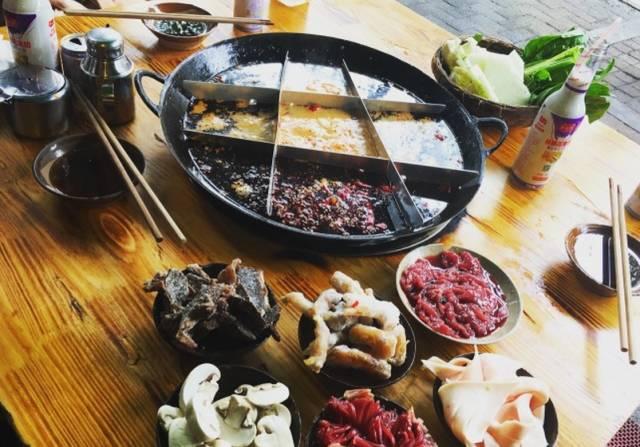 重庆渝中区十大必吃饭店,重庆不能错过的三家火锅店