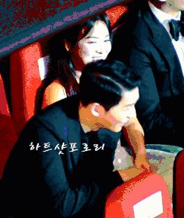 宋仲基透露追求宋慧乔的人太多,宋仲基被问是否还想与宋慧乔合作