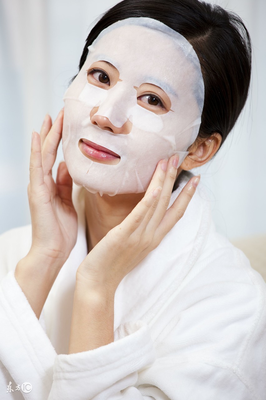 揭秘四种肌肤类型的自制面膜配方,如何做自用温和补水面膜