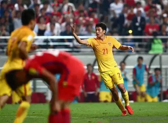 2022年世杯12强国足比赛b组积分,总有一种记忆值得珍藏结尾