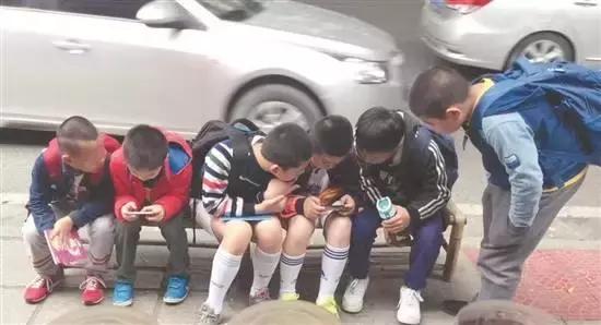 为什么现在孩子沉迷王者光荣,为什么现在的小孩都沉迷王者光荣