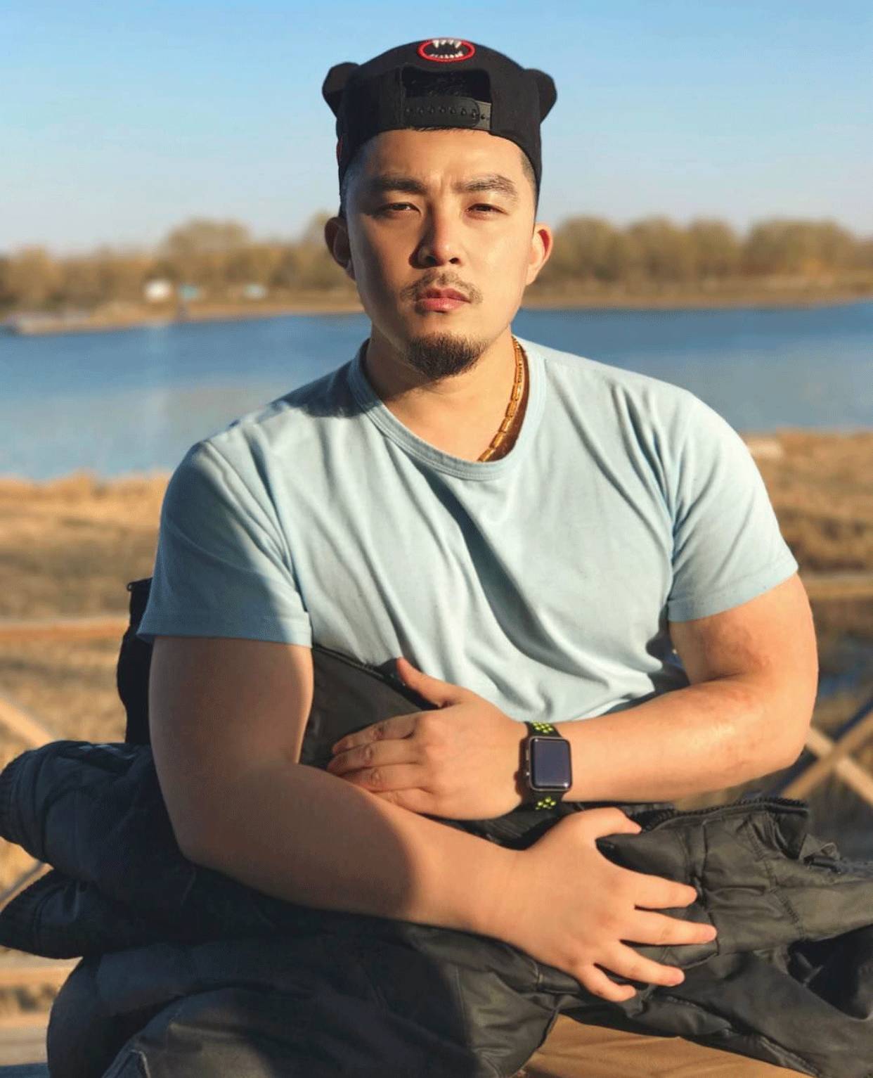 高粱地里的野汉子，不仅仅身材很正