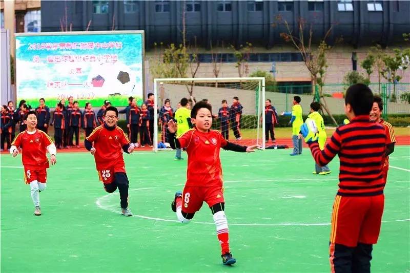 上海被称为模范的学校你知道几所,多所高校被通报批评