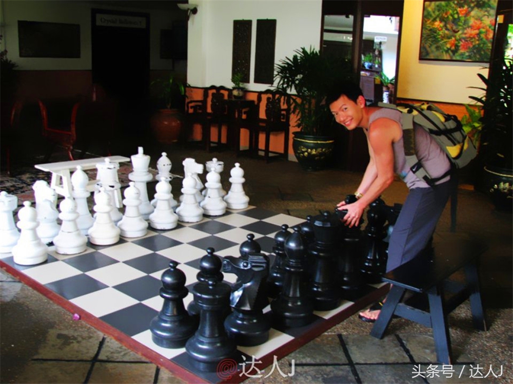 达人J：新马声色任逍遥