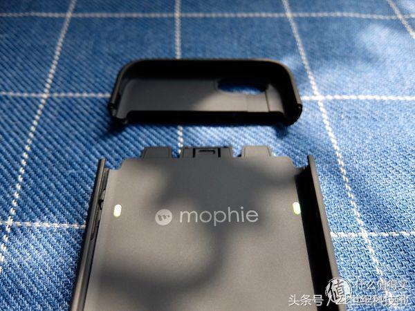 再也不想携带移动电源，又想iPhone电力满满？你可以这样做