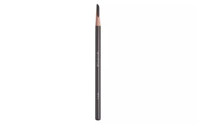 ysl和阿玛尼是一家的吗,ysl阿玛尼是欧莱雅旗下的吗