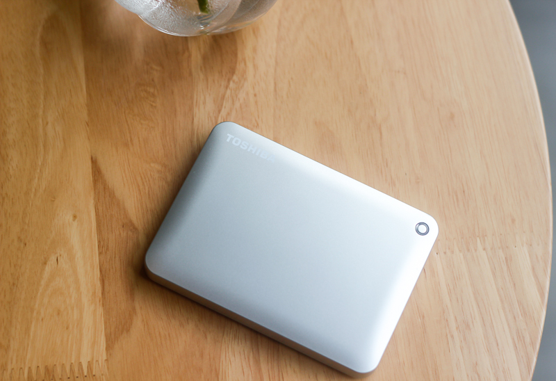 东芝便携硬盘怎么样,东芝移动硬盘哪个系列最好用测评