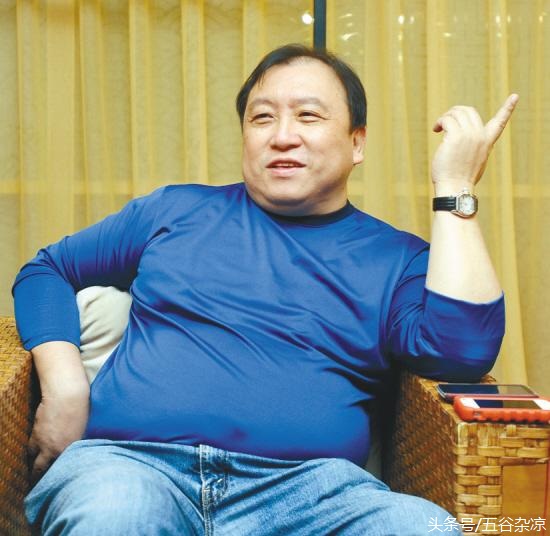 你知道你看过的港片是谁拍的吗？香港电影导演圈