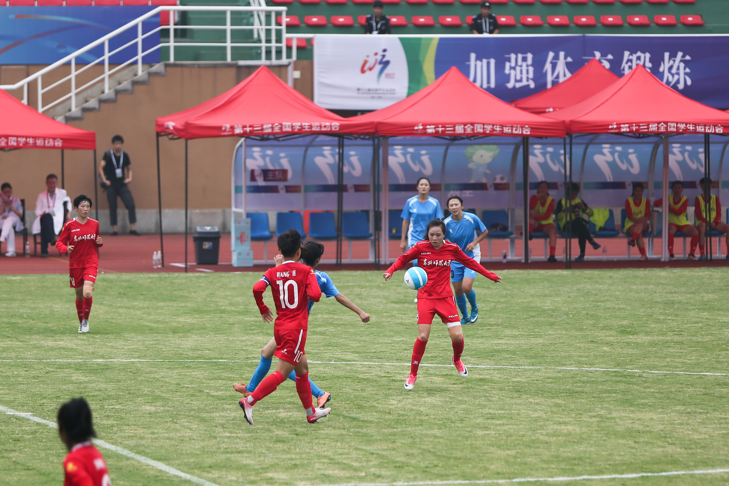 女子足球比赛精彩瞬间集锦（文末附谢震业赛事预告及抢票方式）