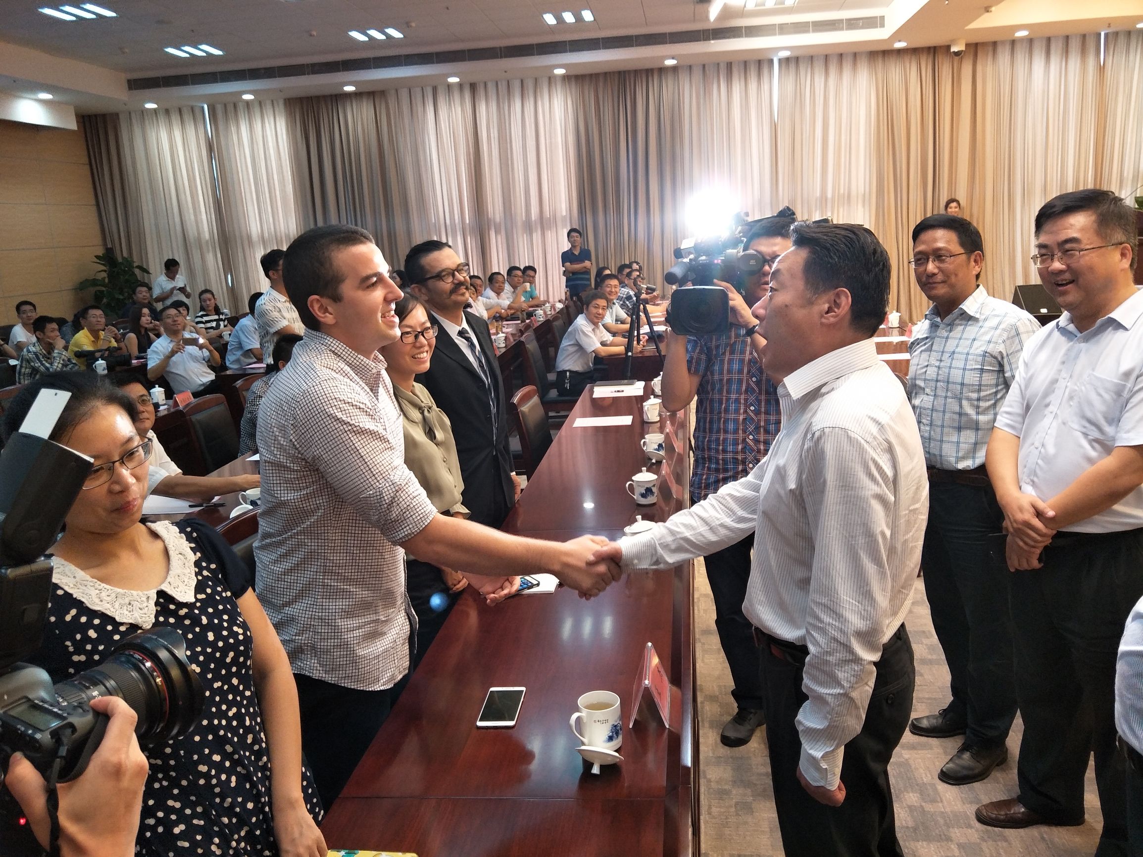 安徽省政府新闻发布会完整版,安徽省人民政府新闻发布会