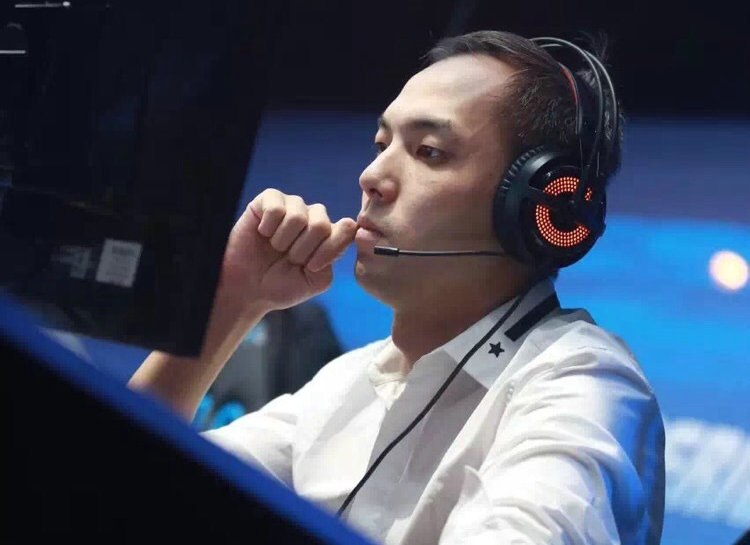 csgo职业哥打吃鸡,csgo吃鸡职业哥