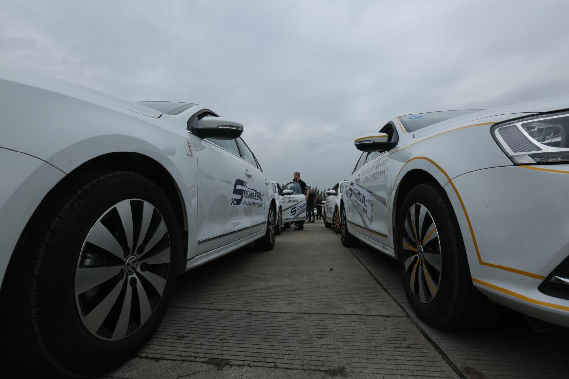 新速腾百公里油耗居然4.3L，再也不敢说德系车是油老虎了