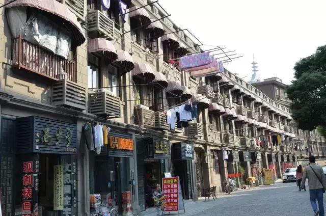 新乡必吃十大特点小吃步行街,舌尖上的古街美食街