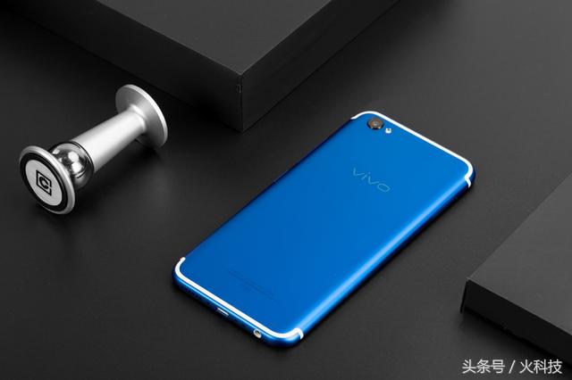 vivo和OPPO最值得工厂妹选择的一款手机，你选了吗？