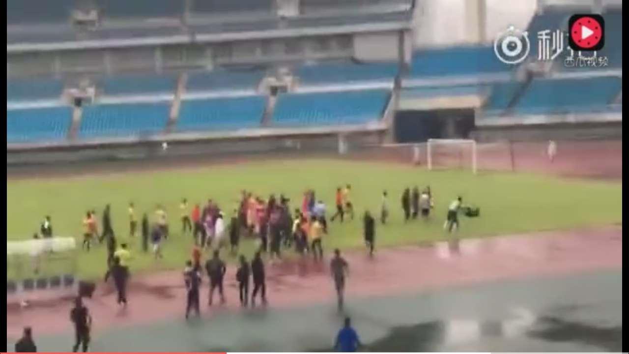 中国业余足球打架斗殴事件,中国业余足球场上打架事件