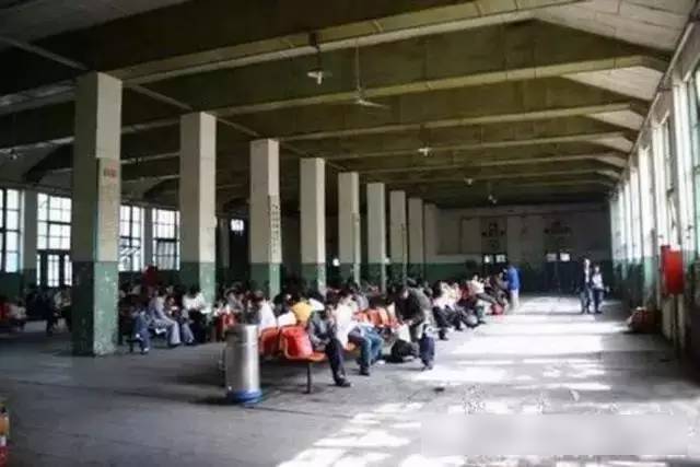 姥姥不疼舅舅不爱的人是什么性格,姥姥不疼舅舅不爱爸妈爱妹妹