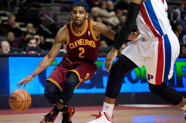 篮球运球教学基本功零基础女生,篮球8-10岁原地运球基本功