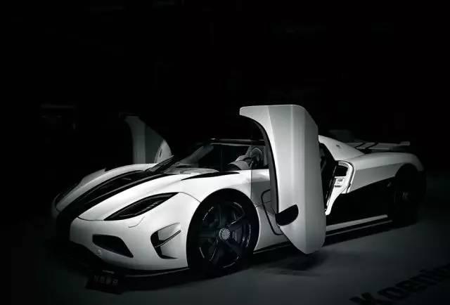 竟然还有车门取名“自杀式”，看到宝马、劳斯莱斯车门后恍然大悟