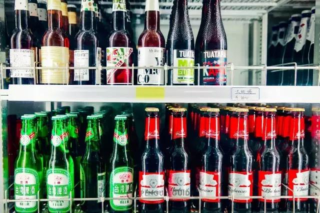 天堂超市，收留全北京喝酒和失眠的夜晚