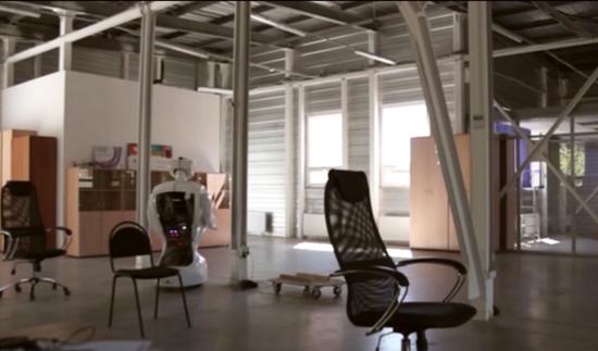 机器人和普京握手,普京与俄罗斯机器人