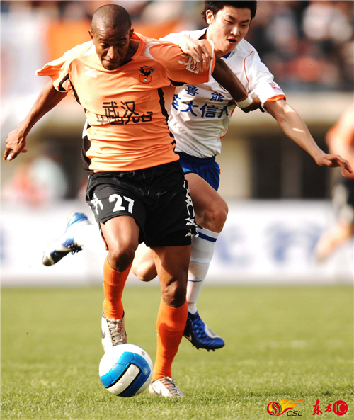 中国足球外援维森特,勿无私足球