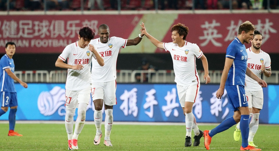 鍐烽潤缁濇潃鍔涘厠浜夊啝瑙嗛,鍐烽潤瀹岀編鐮村眬