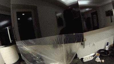 姑娘，你这样让我们没法做生意了啊，小本买卖